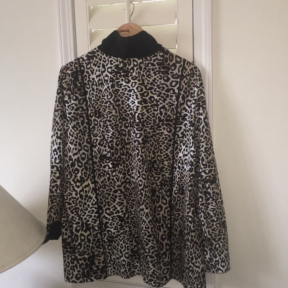 Jacket - Picture 4 of 4